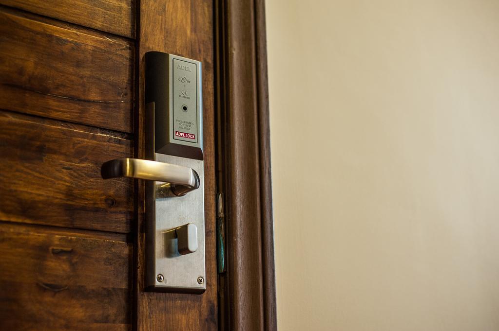 Armenian Suite Hotel George Town Esterno foto