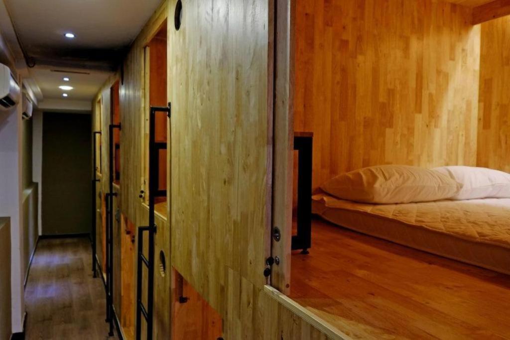 Armenian Suite Hotel George Town Esterno foto